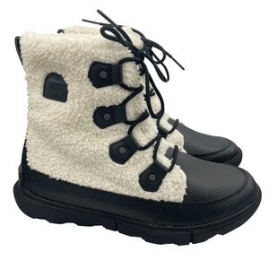 SOREL explorer II Joan cozy winter lace up boots women’s Size 10.5
